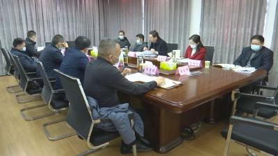 刘勇主持召开县委五届常委会2021年度第1次会议