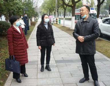 市、县两级人民检察院走访全国人大代表李霞