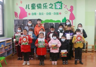 县妇联“把爱带回家”主题活动走进郝穴镇大兴村