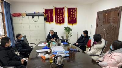 县劳动保障监察局组织开展中省市县纪委全会精神学习活动