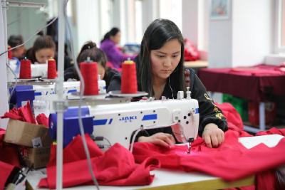 在习近平总书记的引领下·红色足迹篇 | 陕西照金：传承红色基因 新时代整装再出发