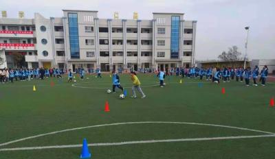 全国青少年校园足球示范试点项目复核结果评估和深度访谈工作走进江陵