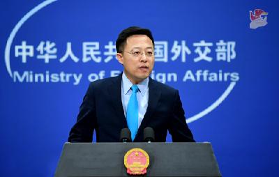外交部：新疆依法持续开展反恐、去极端化工作依然是十分必要的