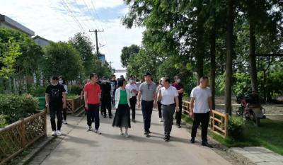 秦市乡开展 “走出去”廉政教育活动