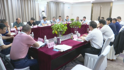 国家林业和草原局调研组调研江陵农田防护林建设情况