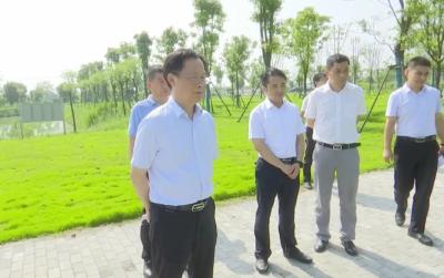邓应军检查督导江陵县民政服务机构安全管理及疫情防控工作