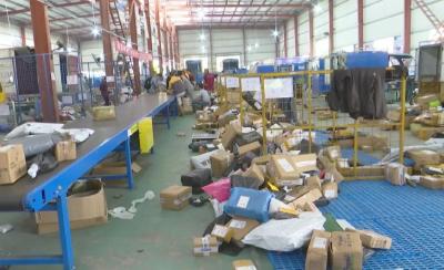 县应急管理局开展“把安全快递到家”宣传活动