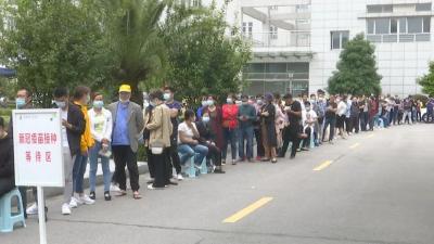 市民接种新冠疫苗意愿高涨，江陵现已累计接种16万多剂次