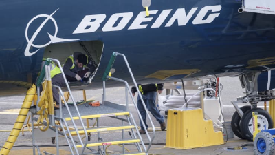 突发！波音737货机海上紧急迫降