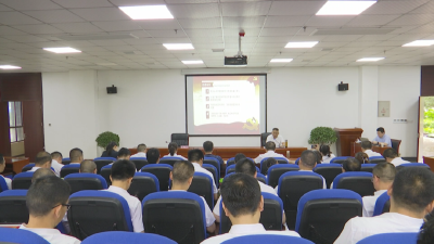 肖吉武到县委党校进行党史学习教育宣讲