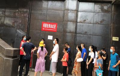 县委党校全力以赴  做好核酸检测点志愿服务