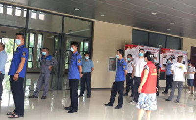 江陵2188名党员干部下沉社区助力疫情防控