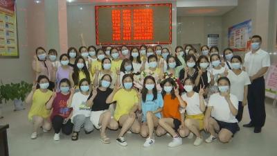 江陵县援荆医疗队118名医护人员平安归来