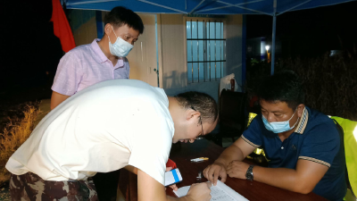 沙岗镇:  全面升级交通管控措施