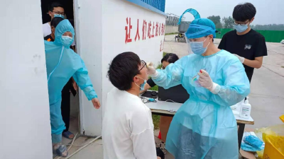 资市镇卫生院：  为不便来院对象上门核酸采样  