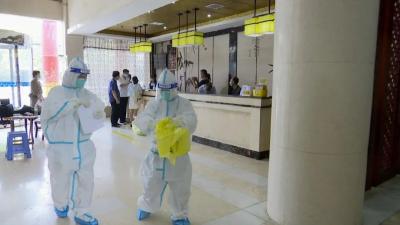 严格执行“三区两通道” 确保隔离场所零风险
