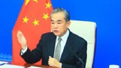 王毅：美英澳核潜艇合作带来三大隐患