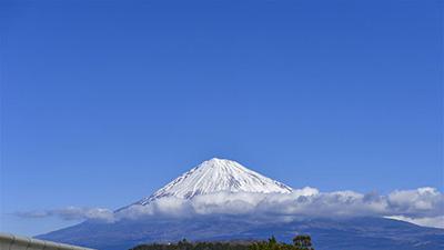 日本富士山今夏登山客人数大跌