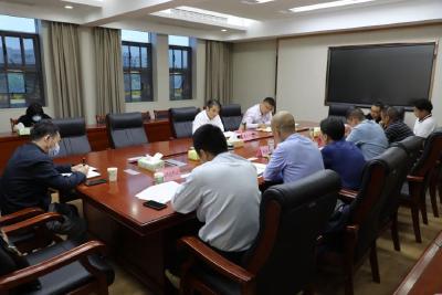 江陵县召开项目建设座谈会