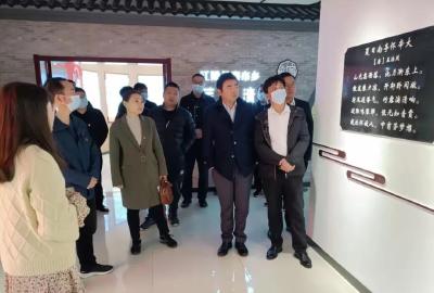 县经信商务局  组织参观清廉政警示教育基地