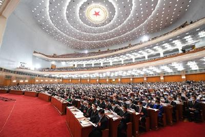 中共中央政治局召开会议 审议《国家安全战略（2021－2025年）》《军队功勋荣誉表彰条例》和《国家科技咨询委员会2021年咨询报告》 中共中央总书记习近平主持会议