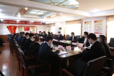 政协江陵县第七届委员会第一次会议分组讨论 