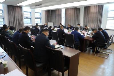 江陵县召开疫苗接种工作专题会议