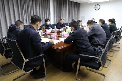 全运宝主持召开县委六届常委会2021年度第3次会议