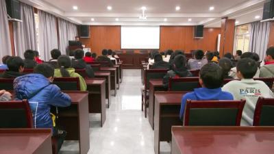 团县委青年宣讲团走进资市中学  宣讲党的十九届六中全会精神