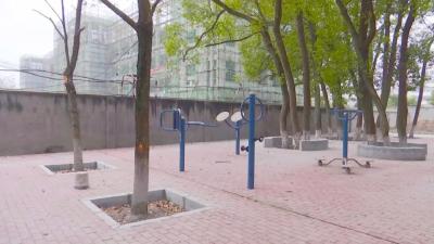 老旧小区“动手术” 居民家园换新颜