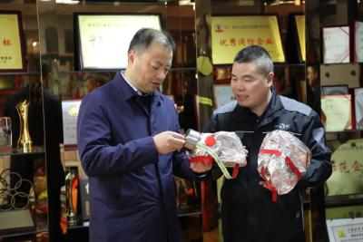 全运宝调研全县重点企业 强调要加大创新投入 加快技改升级 实现绿色高质量发展