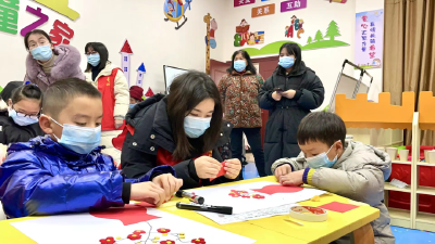 县妇联开展“把爱带回家”暨圆梦“微心愿”活动
