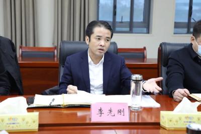 江陵县召开新春招工就业工作专题会议