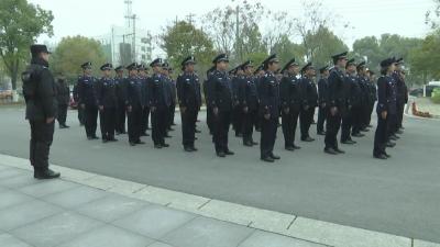 县公安局组织开展全警队列训练活动