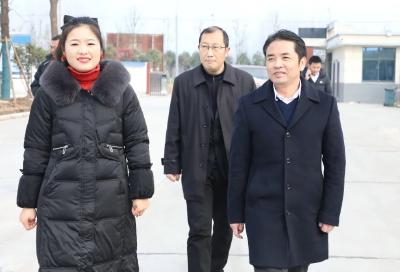 李先刚走访慰问春节期间不停工不停产企业