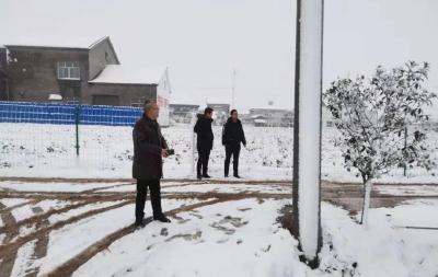熊河镇开展暴雪天气安全防范工作