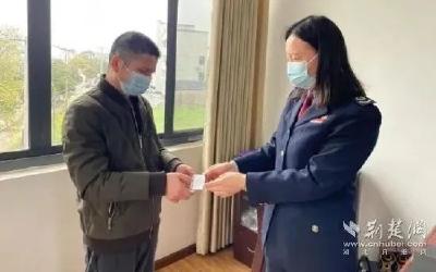 春风春雨润苗 税惠小微促发展