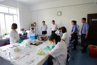 荆州市人民检察院负责人来江陵倾听人大代表心声
