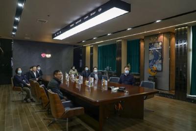全运宝调研江陵开发区和县城发集团工作