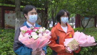 江陵县援沪核酸检测医疗队员回家