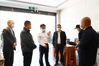 李先刚暗访督导重点场所疫情防控工作 