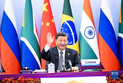 金砖国家领导人第十四次会晤举行： 习近平主持会晤并发表重要讲话 ，强调构建更加全面、紧密、务实、包容的高质量伙伴关系， 开启金砖合作新征程