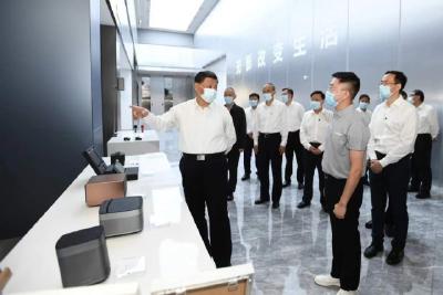 三组词，读懂总书记走进一家民企的深意