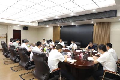 县委六届常委会召开2022年度第十五次会议
