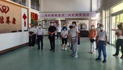 西藏山南市残联到江陵考察学习