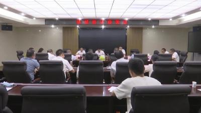 江陵县召开镇域经济座谈会  