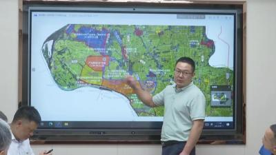 江陵县临港经济发展专项调研组专班座谈会召开