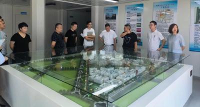 县经信商务局考察学习沙市区婴童装电商产业