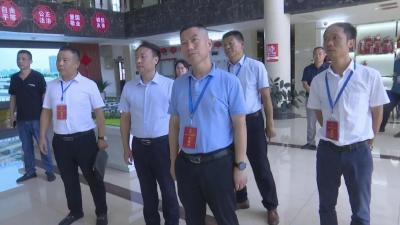 县人大常委会视察《中华人民共和国长江保护法》执法情况