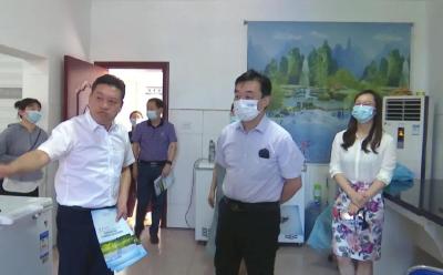 周晓农调研江陵血防工作